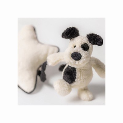 Jellycat Bashful Black & Cream Puppy Musical Pull | IS6182395